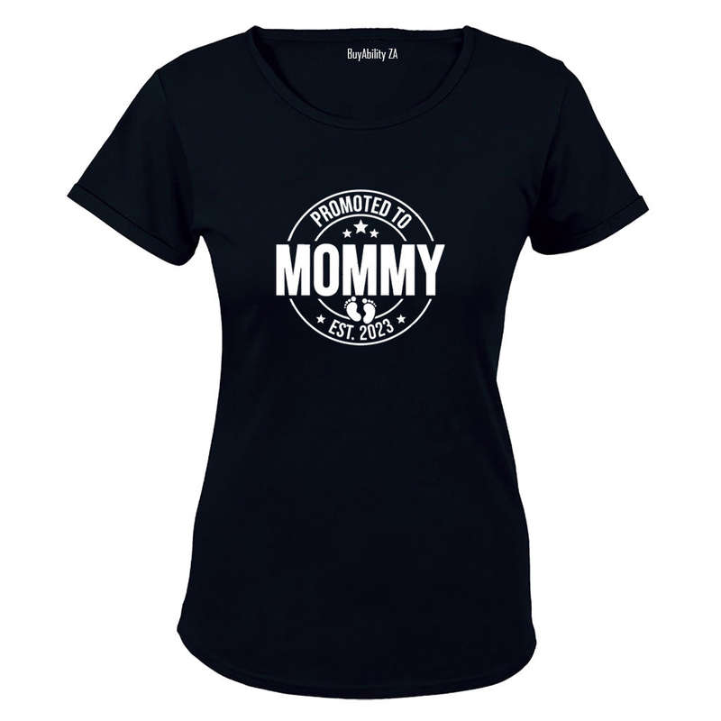 Mommy EST 2023 - Ladies - T-Shirt