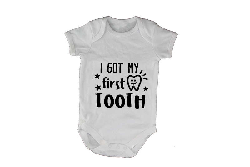 I Got My FIRST Tooth! - Baby Grow