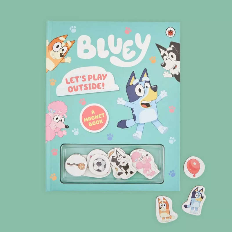 Bluey: Lets Play outside Magnet Book & Toy
