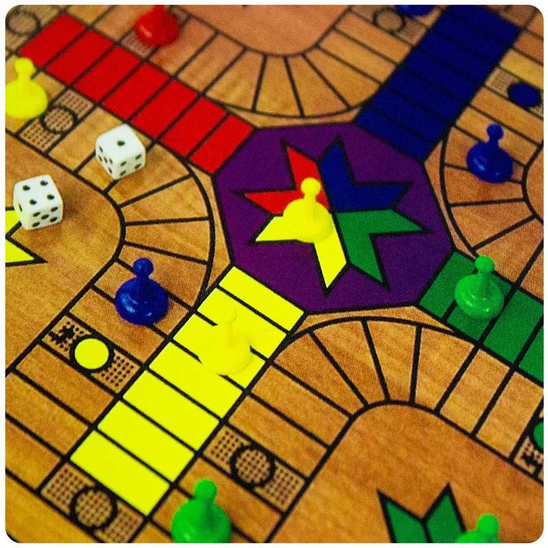 Pachisi Tin