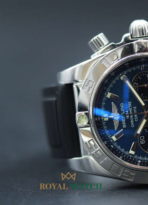 Breitling Chronomat 44mm Blue Dial - AB0110 ()