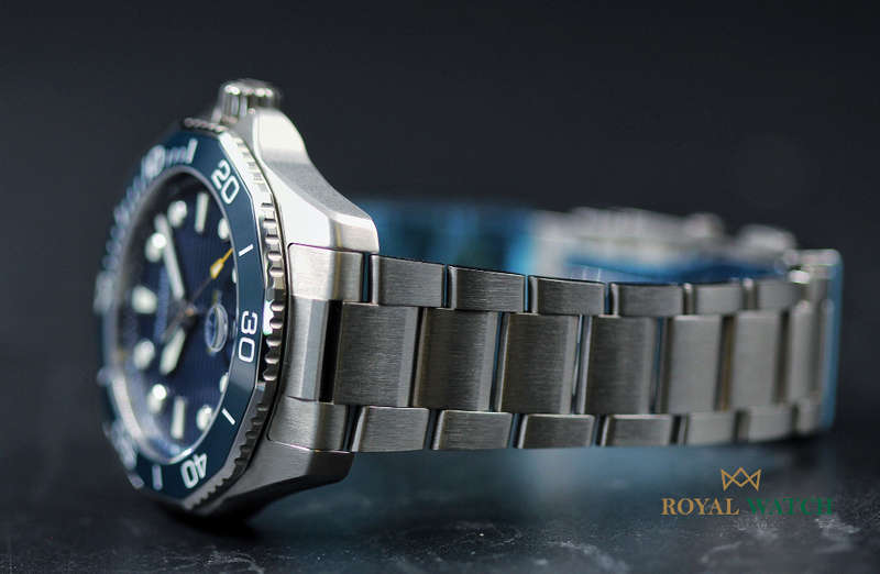 Tag Heuer Aquaracer Professional 300 - WBP201B.BA0632 ()