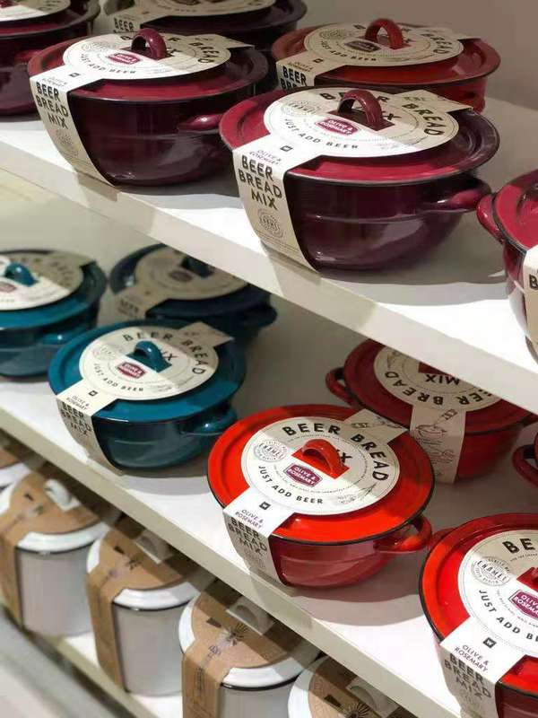 Non Returnable & Non Refundable Defects Stock Clearance! (Woolies Stock)  Color Enamel Pot 18cm