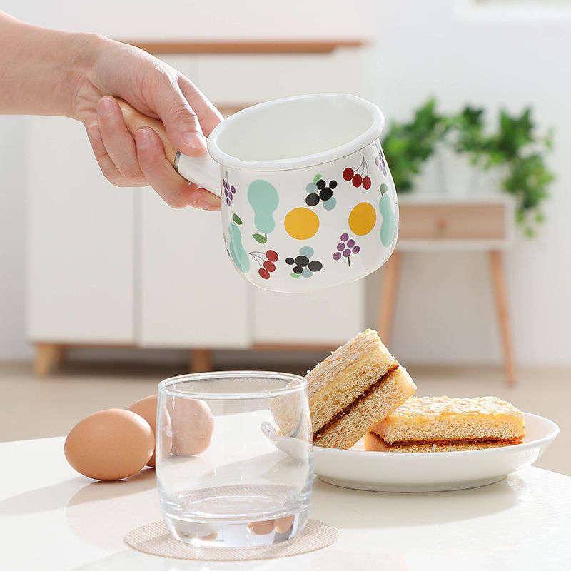Agate Enamel Saucepan Milk Pan Mini Butter Warmer with Wooden Handle 10cm