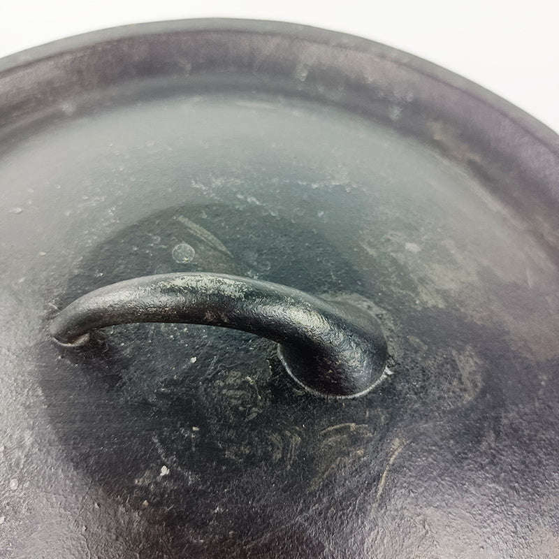 BV Cast Iron Flat Bottom Potjie Dutch Oven Pot No.14