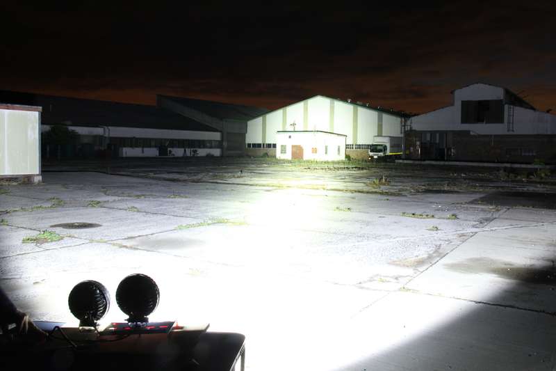 70W Night Raider Spotlight 6300 lumen - Set of 2 - Set of 2