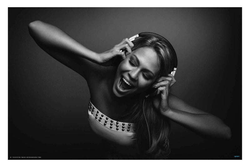 Sound of Happiness by Thomas Schroder - Photographic Poster