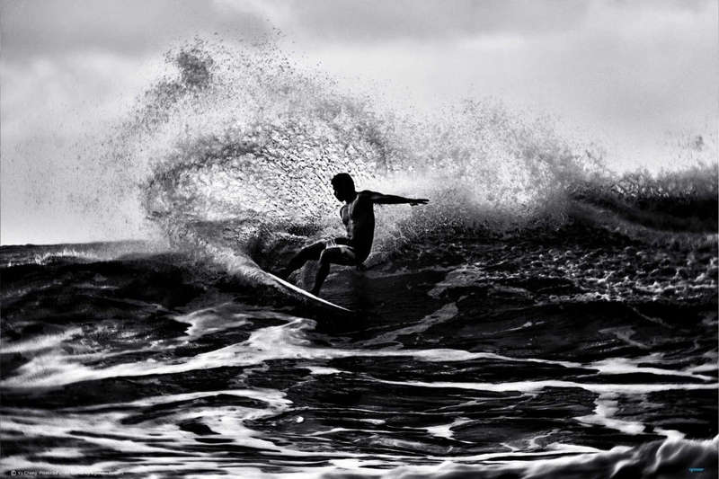 Surf At Hawaii by Yu Cheng - Sport Poster