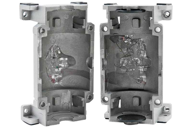 Earthquake Quake-10 Transducer & Bass Shaker with XJ600 Amplifier