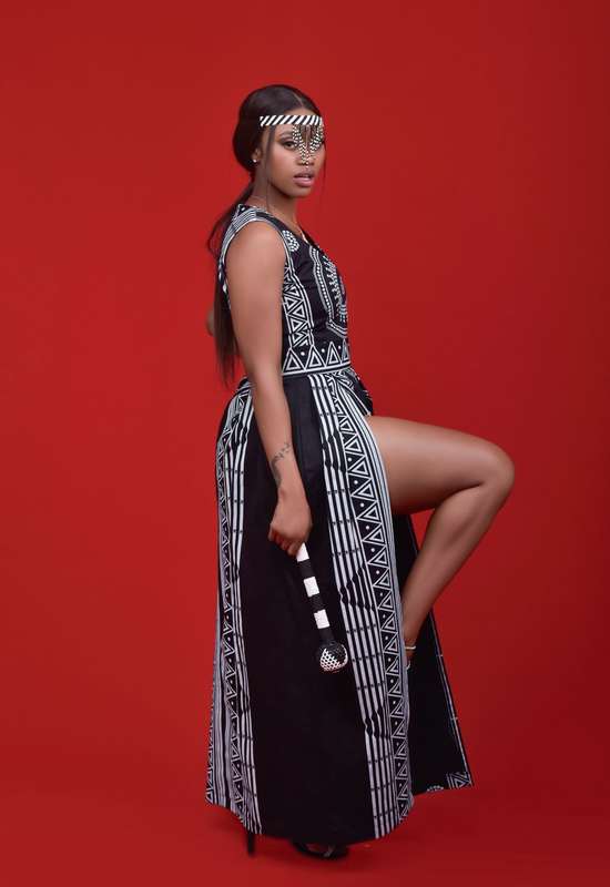 Ladies - KwaNtu Sleeveless Maxi Dress (BLK)