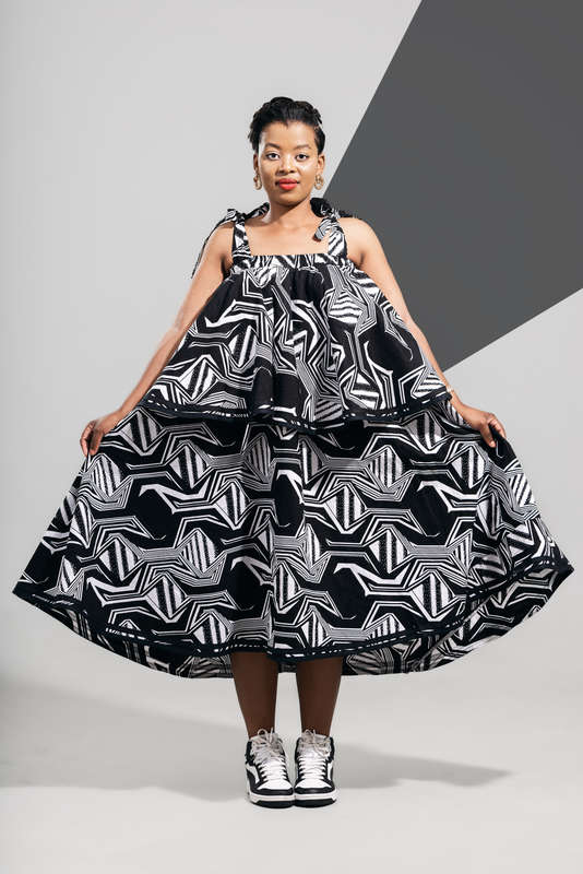 Women's Izwe Lethu Dress short (Kumkanikazi)