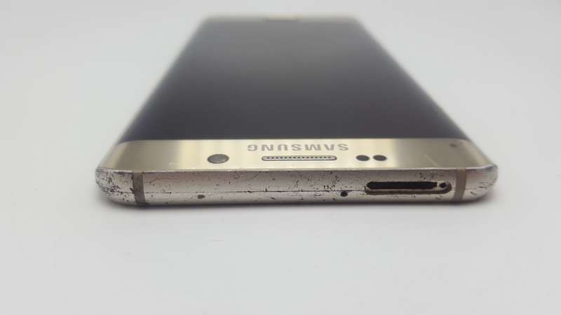 Samsung Galaxy S6 Edge Plus Gold - Dead LCD - Great for Parts! Price Lowered!