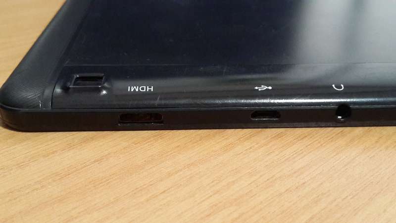 Proline Tablet PC 10" Black Model: H10882M - Cracked Screen - Great For Spares
