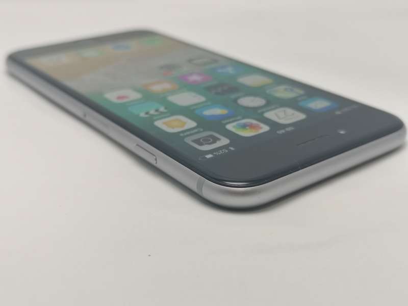 iPhone 6 Space Gray 16GB - No Touch ID - Good Condition! Amazing Value!