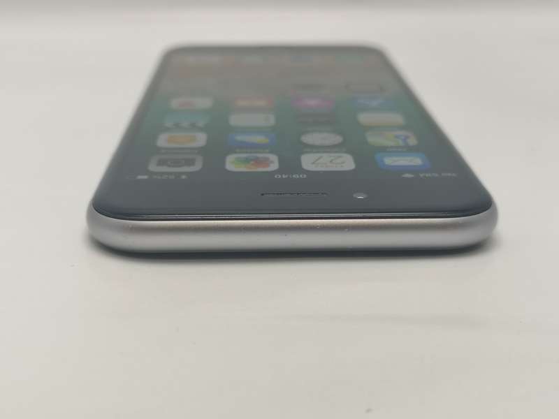 iPhone 6 Space Gray 16GB - No Touch ID - Good Condition! Amazing Value!