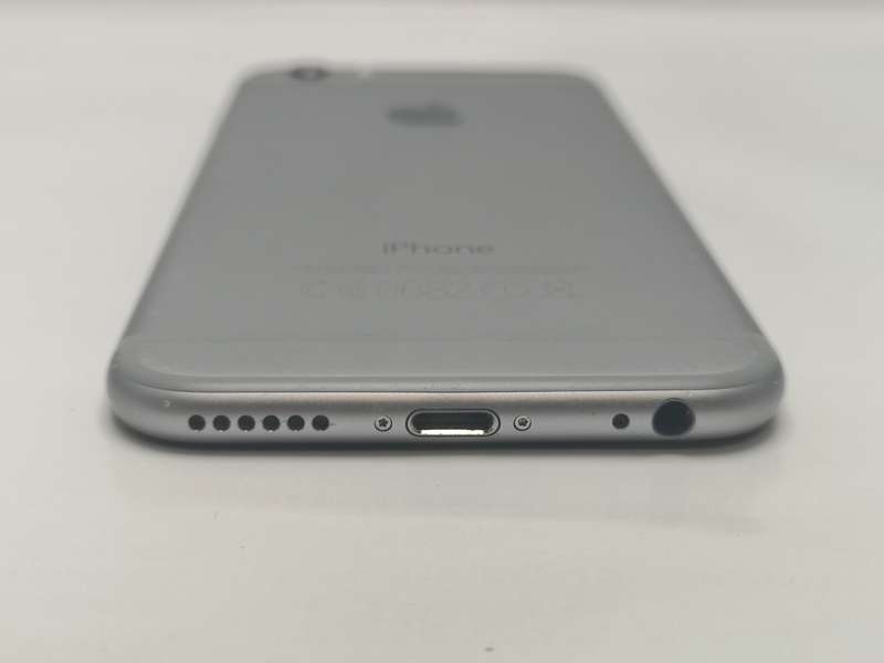 iPhone 6 Space Gray 16GB - No Touch ID - Good Condition! Amazing Value!