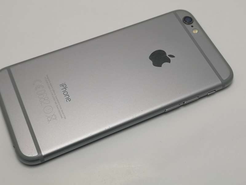 iPhone 6 Space Gray 16GB - No Touch ID - Good Condition! Amazing Value!