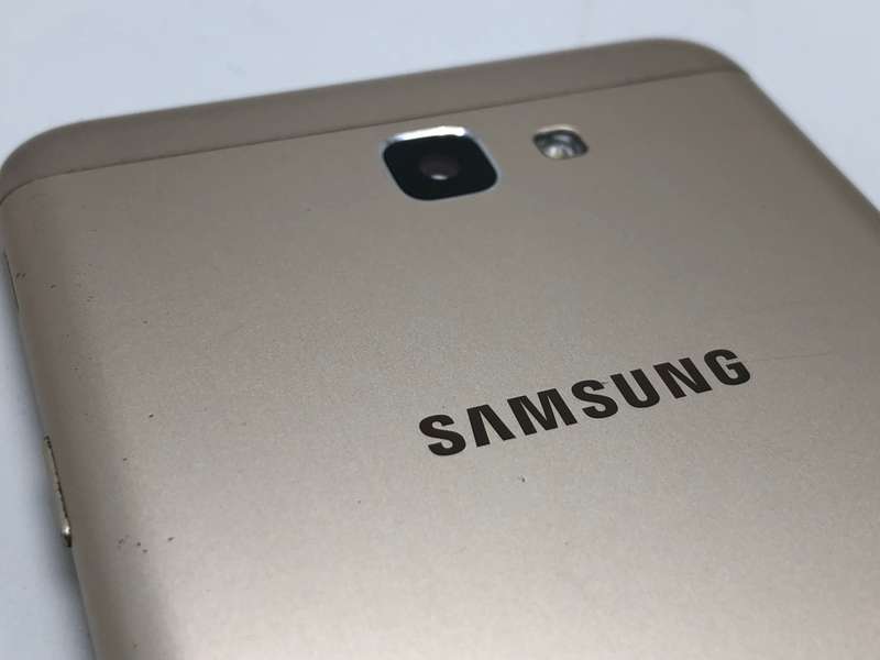 Samsung Galaxy J7 Prime 16GB Gold - Great Condition! (9/10) (6 Month Warranty)