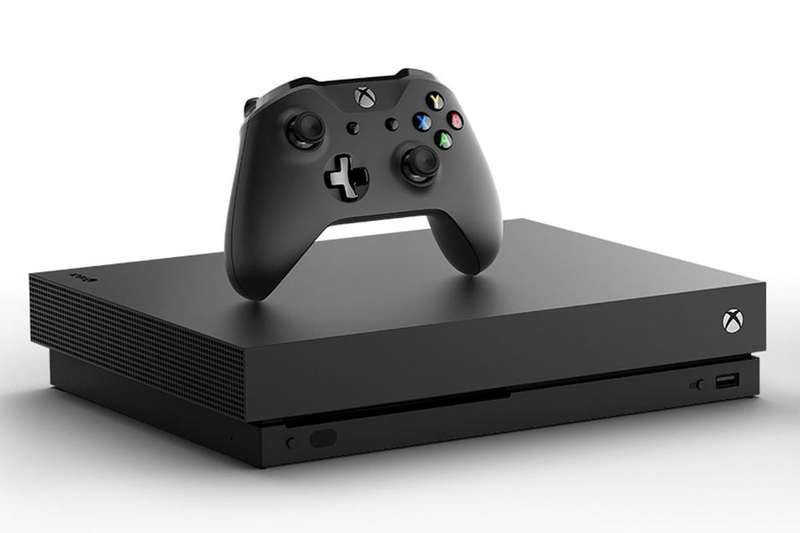 Xbox One X 1TB + Wireless Controller