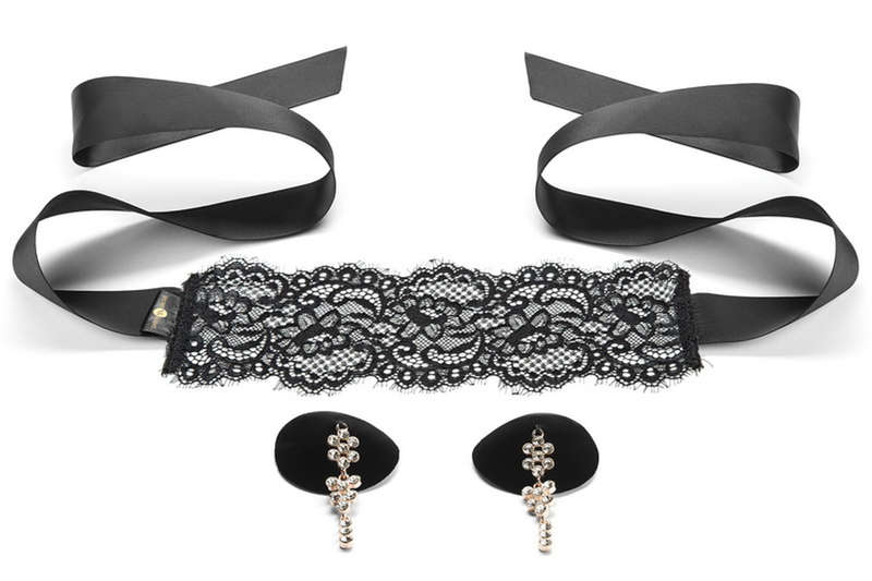 Temptation Blindfold & Pasties Set