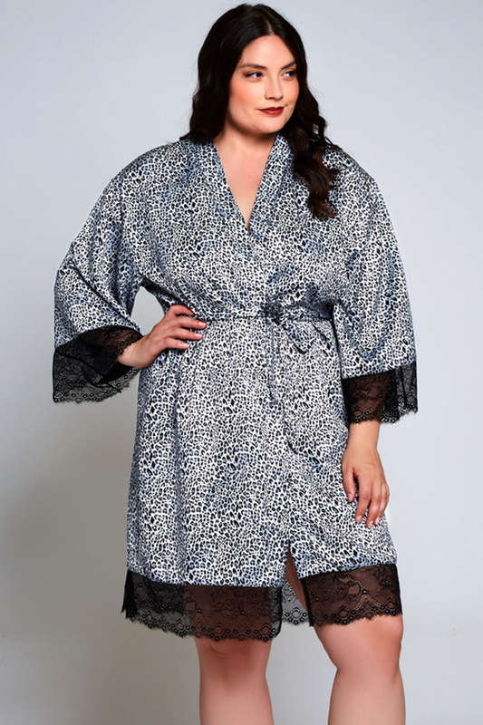 Plus Size Carmen's Leopard Robe