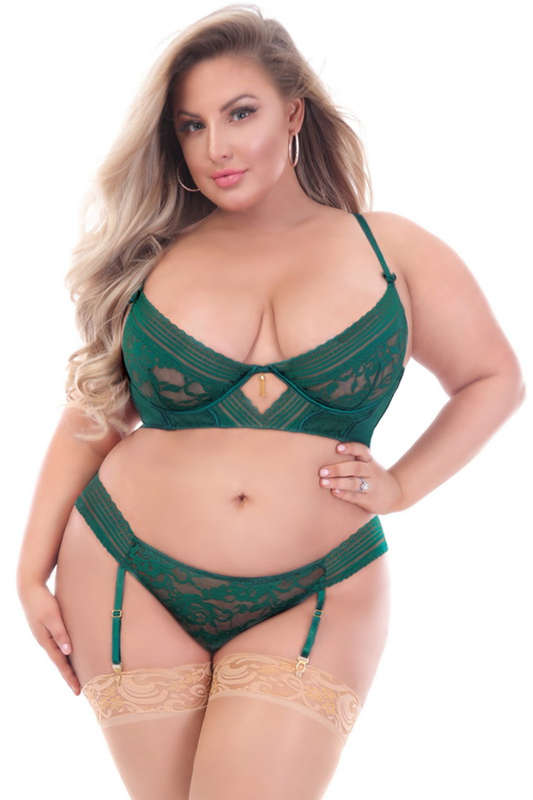 Plus Size Garden of Eden Green Floral Lace Bra Set
