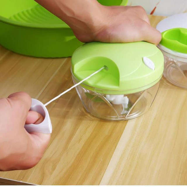 Easy Spin Food Chopper - Slice, Mince, Blend with Ease