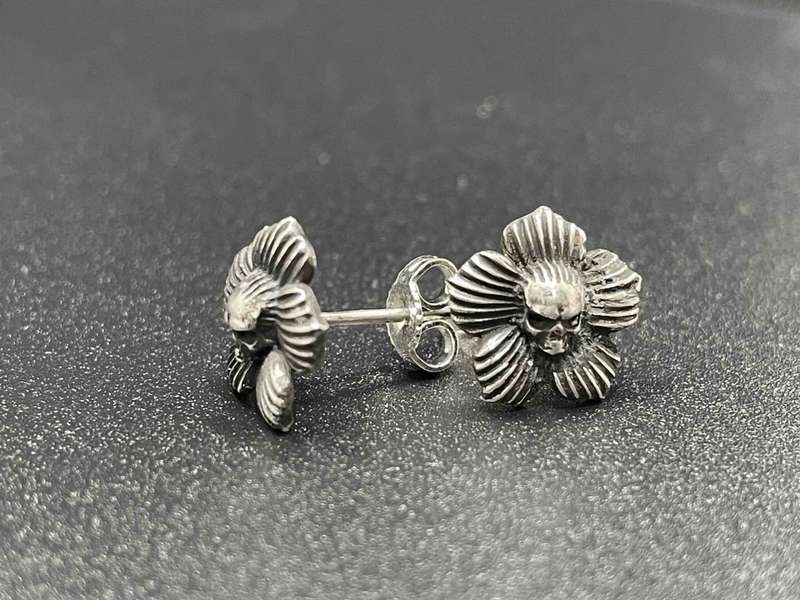Skull Buds -Silver