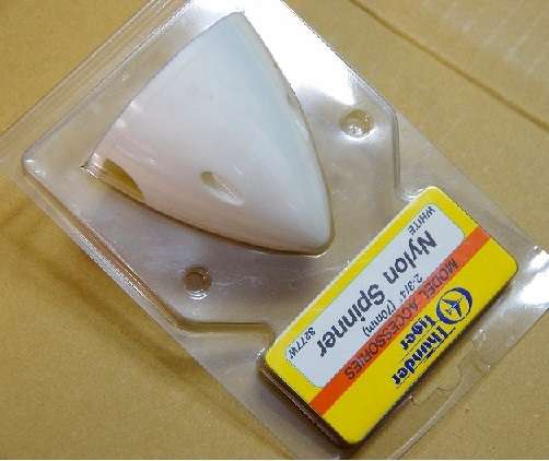 Thunder Tiger Nylon Spinner 2-3/4" (70mm) - White