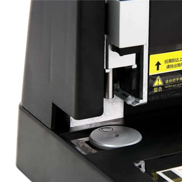 Deli Expert 150 Sheets Heavy Duty Punch - 0150