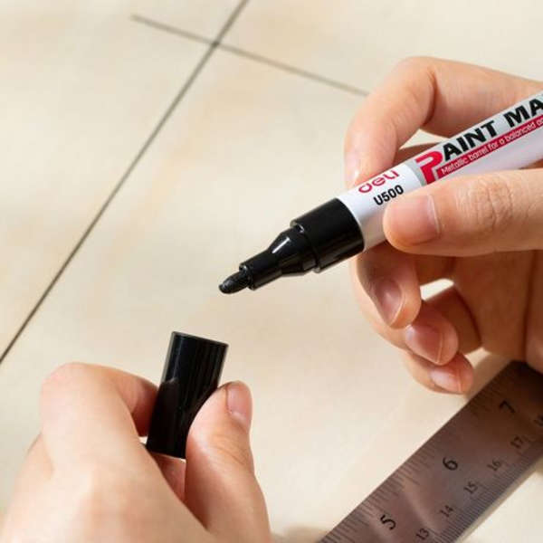 Deli Black Paint Marker - Set Of 12 - U500-BK