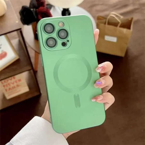 MXM Silicone Magsafe Charging Case &amp; Camera Protector - iPhone 14 Pro Max