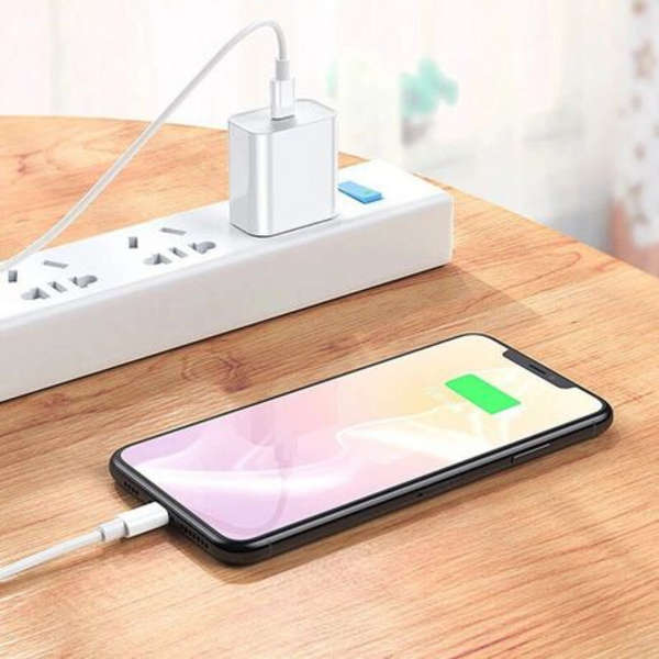 MXM 25W Fast Charge USB Type-C Adapter With USB Type-C to Lightning Cable
