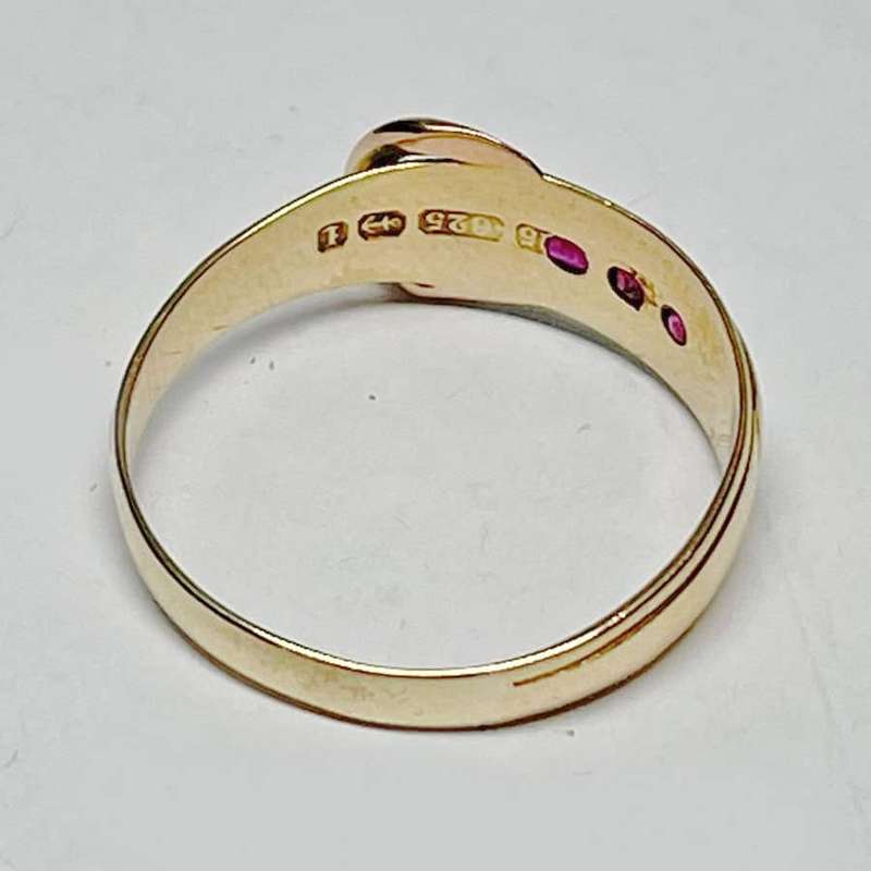 15ct Gold Ruby Buckle Ring