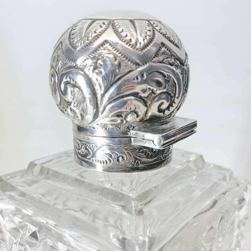 Hallmarked Silver Square Cut Glass Perfume Bottle Chester 1905