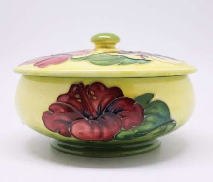 Moorcroft Hibiscus Lidded Bowl C1960