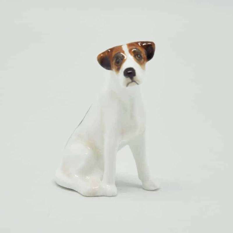 Royal Doulton Miniature Foxhound Seated Figurine K7