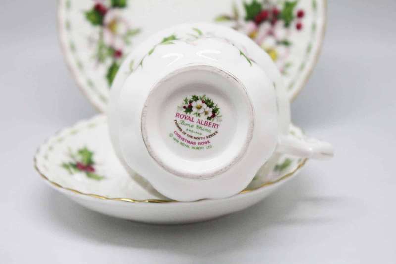 Royal Albert Flowers Of The Month December Christmas Rose Pattern Trio