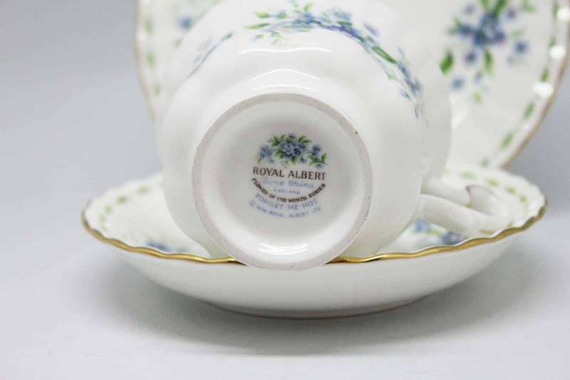 Royal Albert Flowers Of The Month July Forget Me Not Pattern Trio