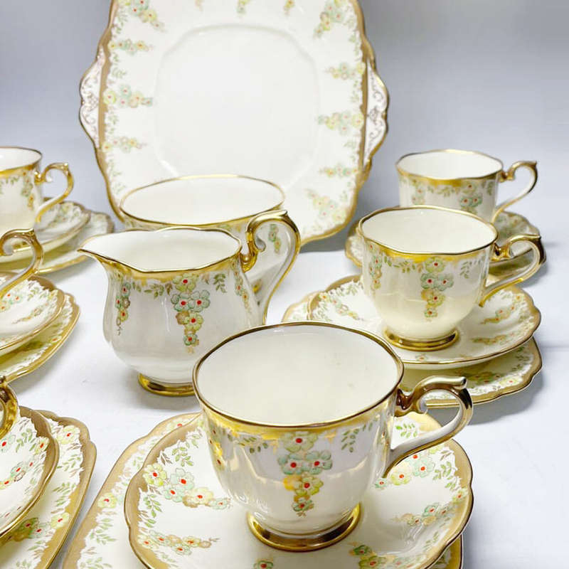 Royal Albert Snow Showers Pattern Tea Set