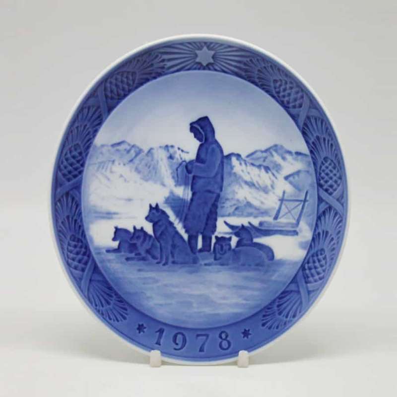 Royal Copenhagen Greenland Scenery Christmas Plate 1978