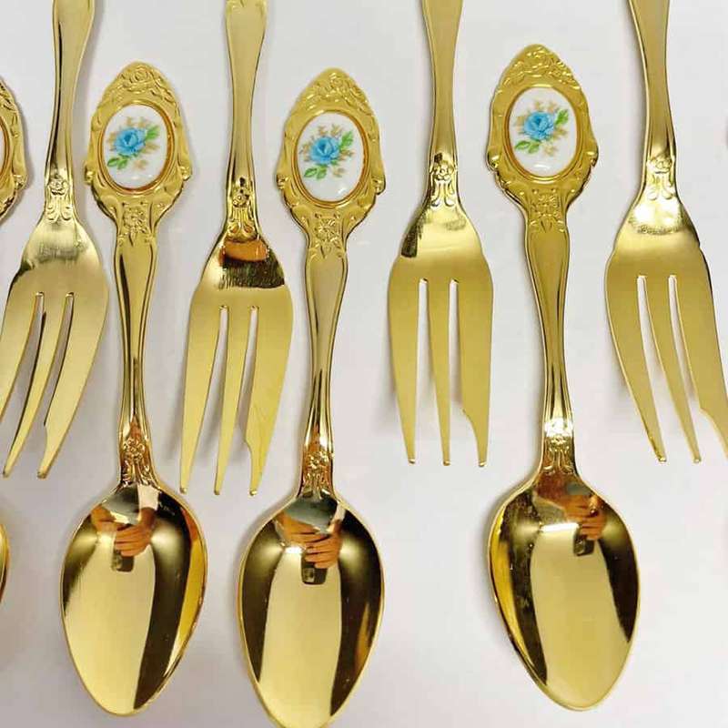 Eetrite 24ct Gold Plated Royal Albert Moonlight Rose 12 Place Setting