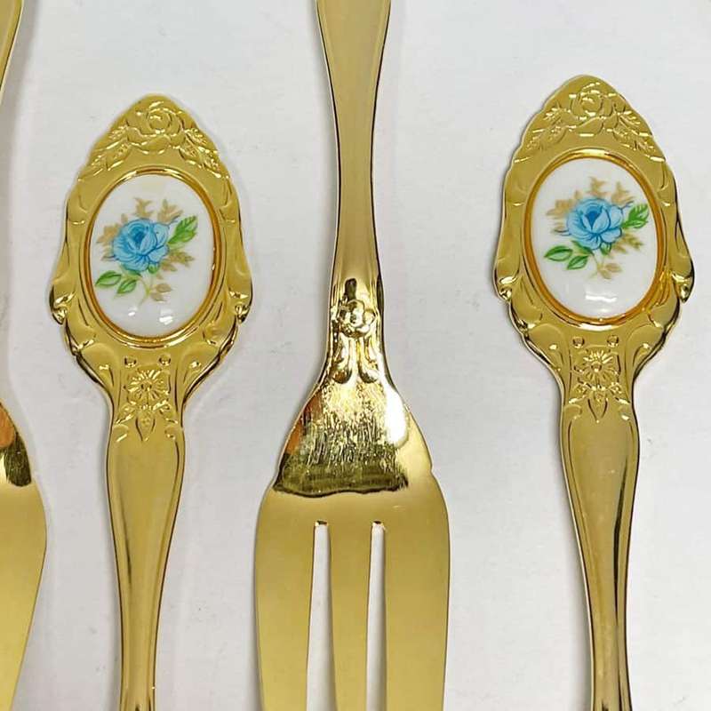 Eetrite 24ct Gold Plated Royal Albert Moonlight Rose 12 Place Setting