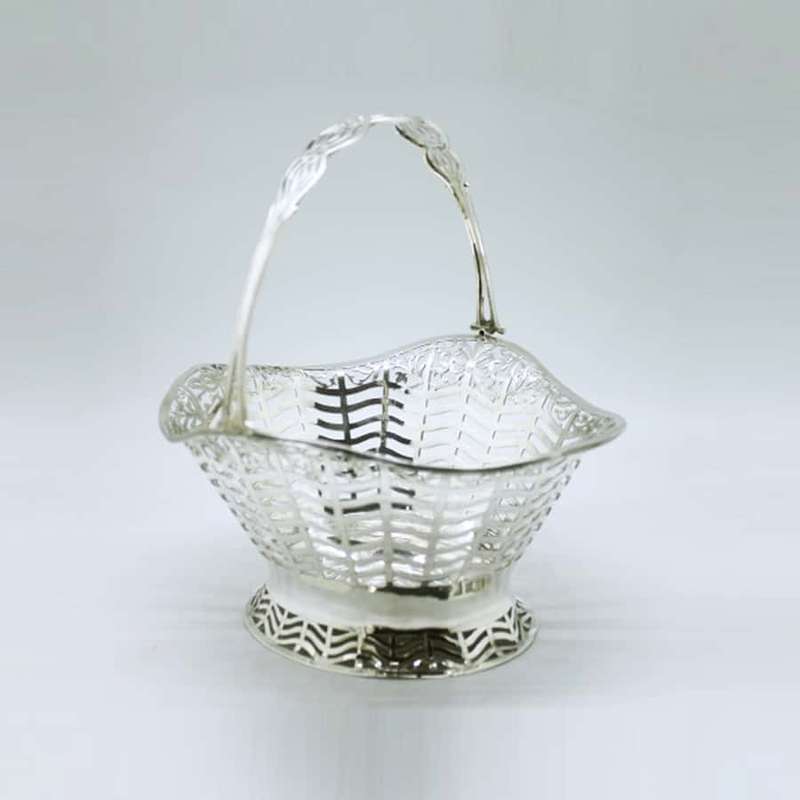 Hallmarked Silver Swing Handled Basket London 1903