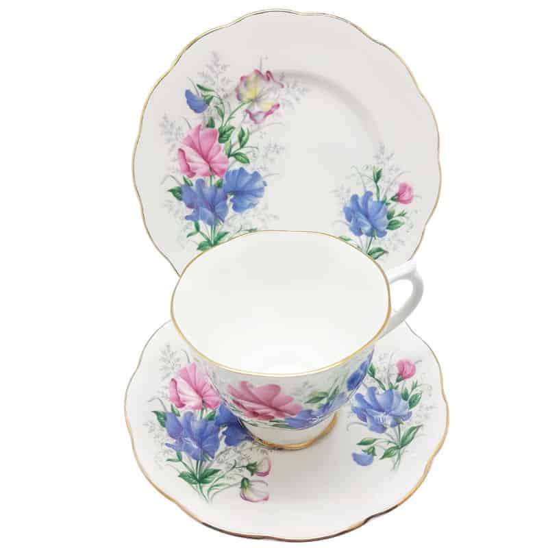 Royal Albert Sweet Pea Friendship 21 Piece Tea Service