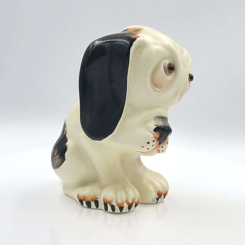 Crown Devon Desmond Dog Sad-eyed Puppy Figurine