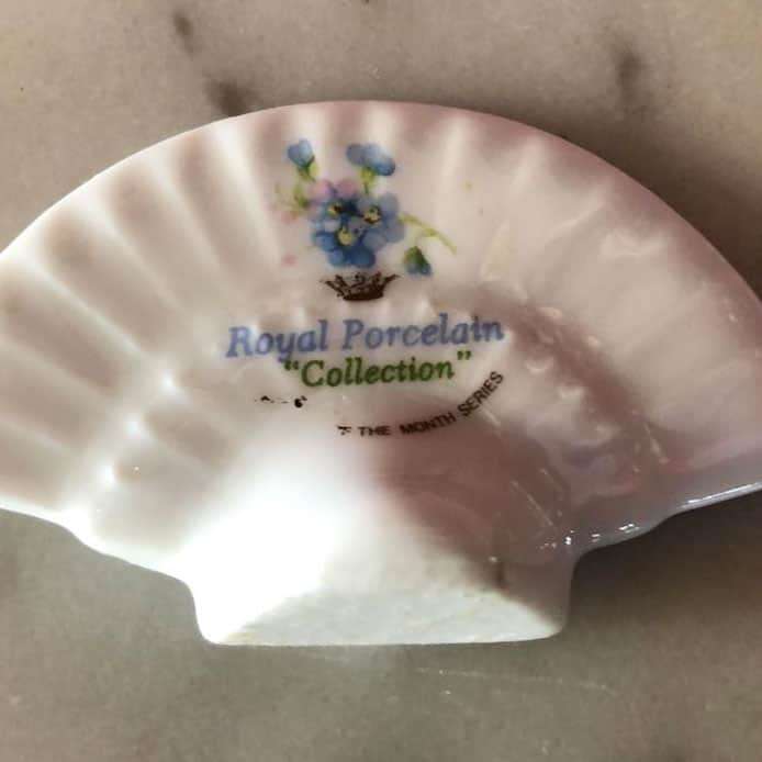 Royal Albert July Flower Of The Month Name Holder