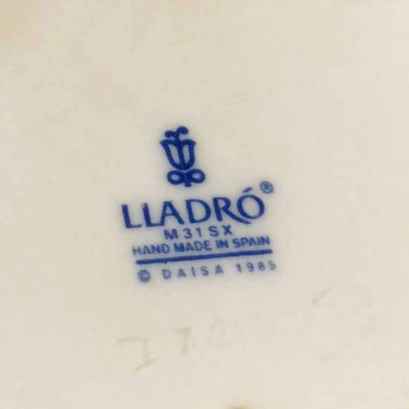 Lladro Figurine Time For Reflection