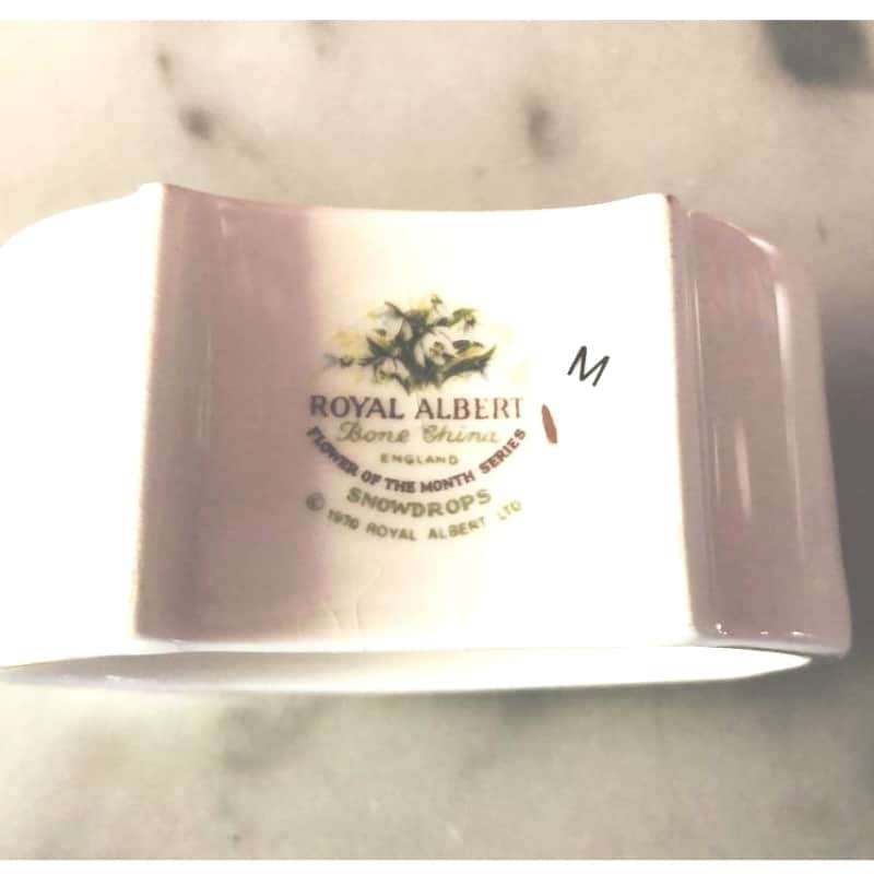 Royal Albert January Flower Of The Month Serviette Ring