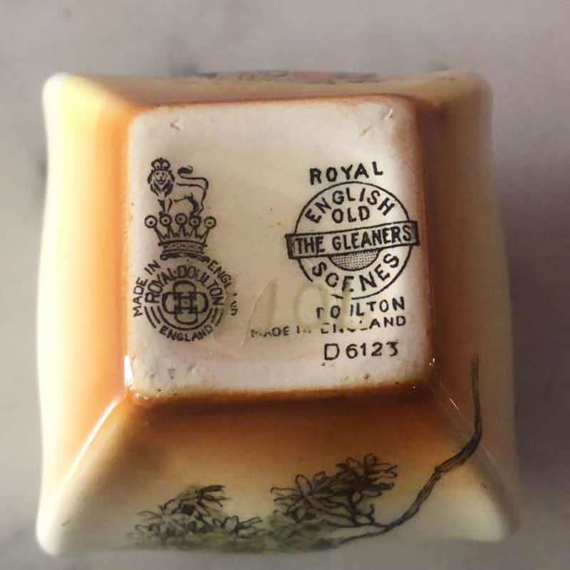 Royal Doulton Gleaners Old English Scene Miniature Vase D6123